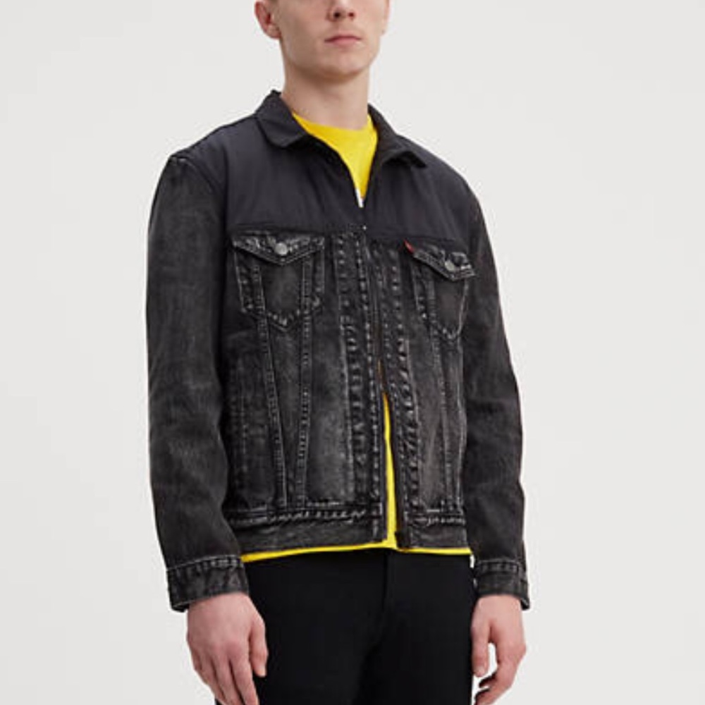 NWT‼️ Men’s Levi Trucker Jacket w/ nylon upper